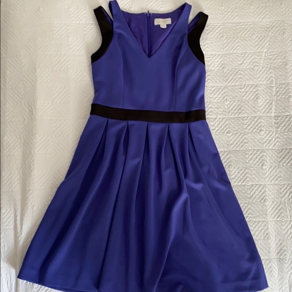 Purple dress with shoulder cut-outs! - Picture 1 of 2